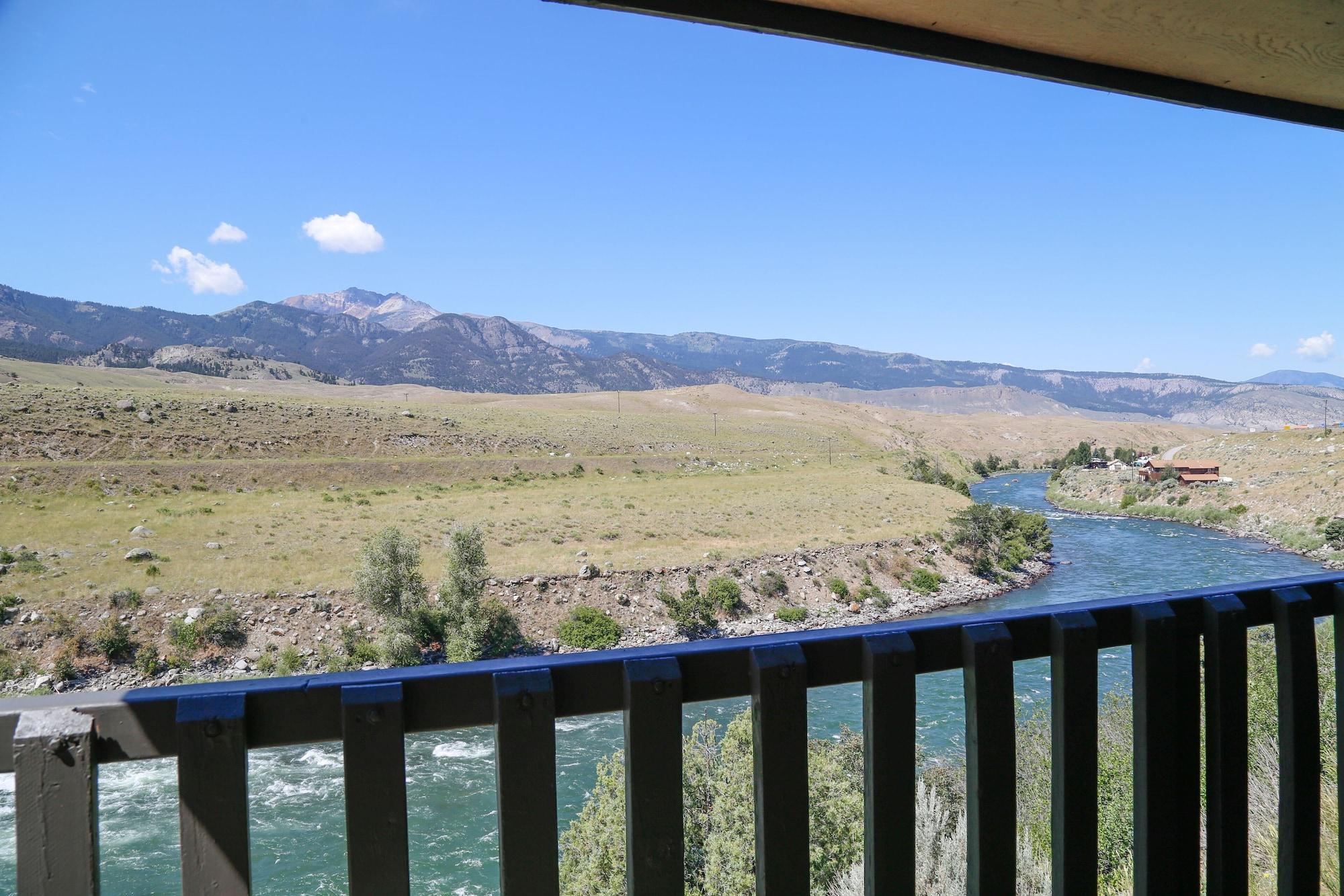 The Ridgeline Hotel At Yellowstone, Ascend Hotel Collection جاردينر المظهر الخارجي الصورة