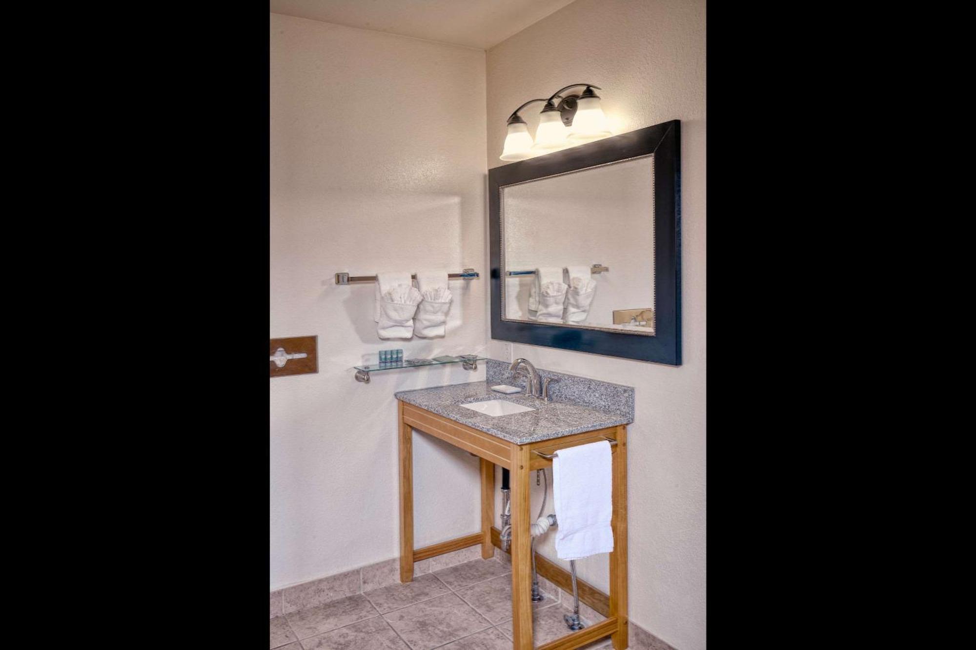 The Ridgeline Hotel At Yellowstone, Ascend Hotel Collection جاردينر المظهر الخارجي الصورة