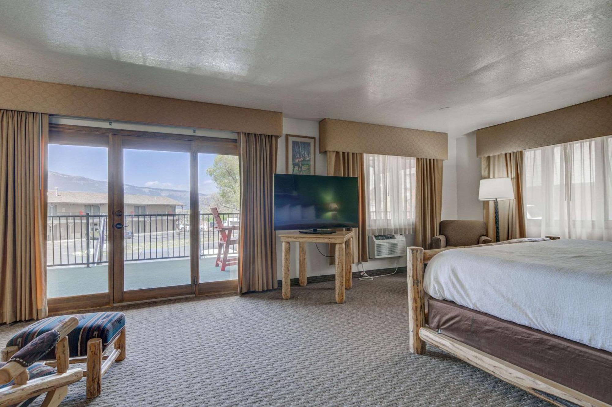 The Ridgeline Hotel At Yellowstone, Ascend Hotel Collection جاردينر المظهر الخارجي الصورة