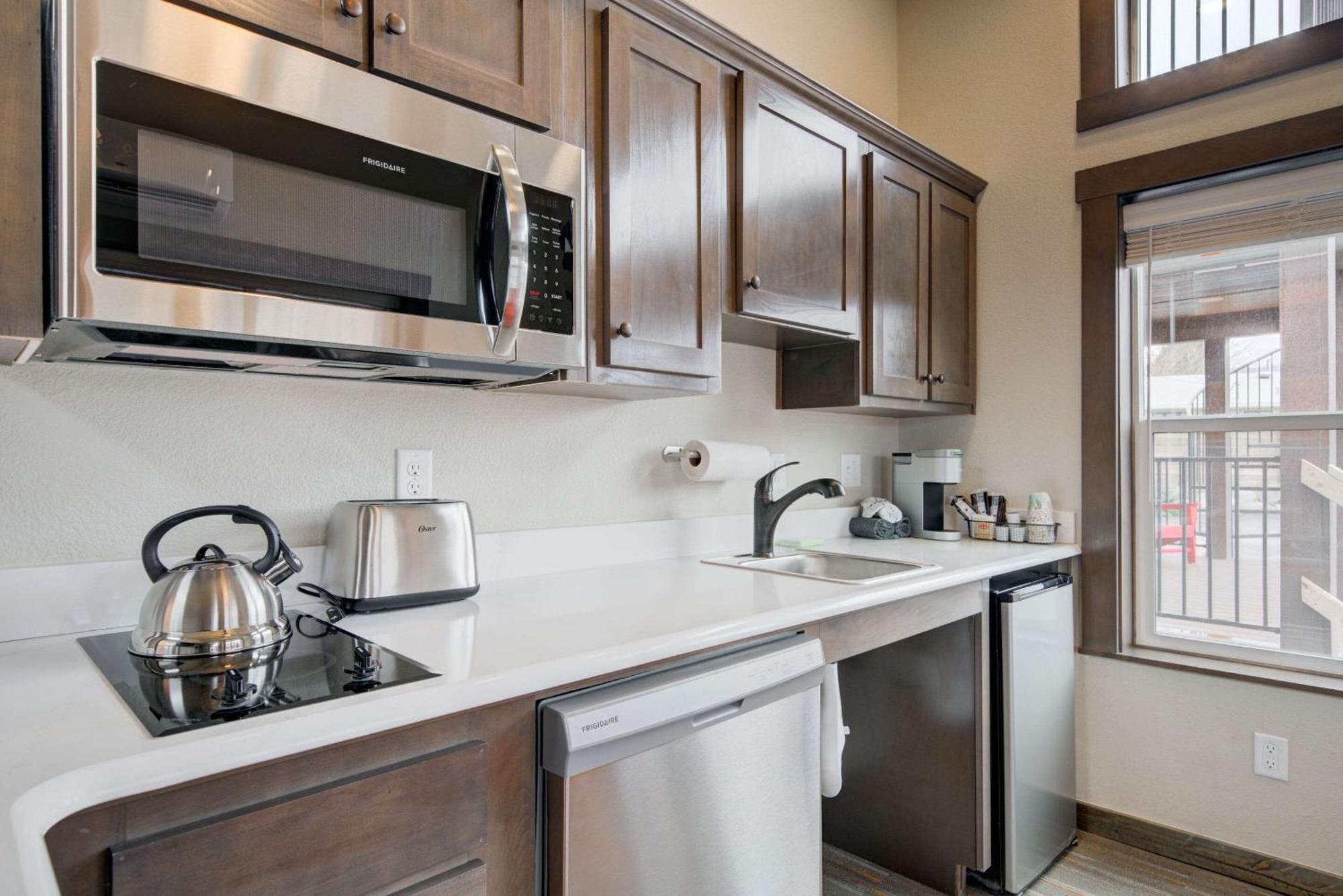 The Ridgeline Hotel At Yellowstone, Ascend Hotel Collection جاردينر المظهر الخارجي الصورة